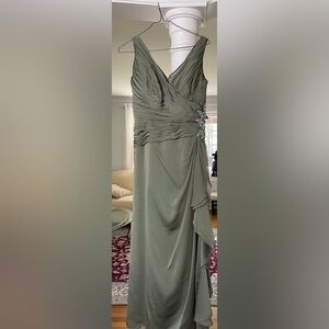 Demetrius women’s green sleeveless with Details Rhinestone and Raffles gown